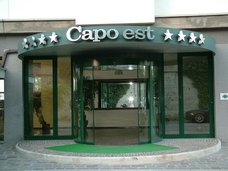 Hotel Capo Est Gabicce Mare Exterior foto